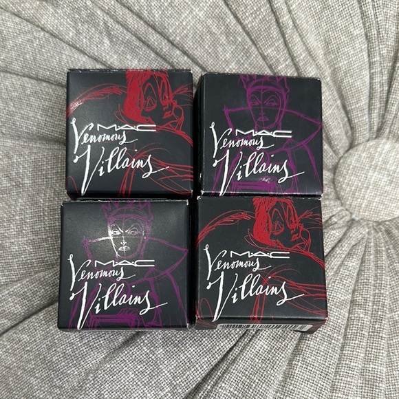 MAC Venomous Villains Makeup Set - Picture 1 of 5